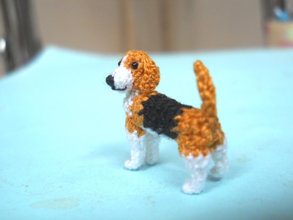Miniature Beagle - Tiny Crochet Mini Amigurumi Dog Stuff Animal - Made To Order
