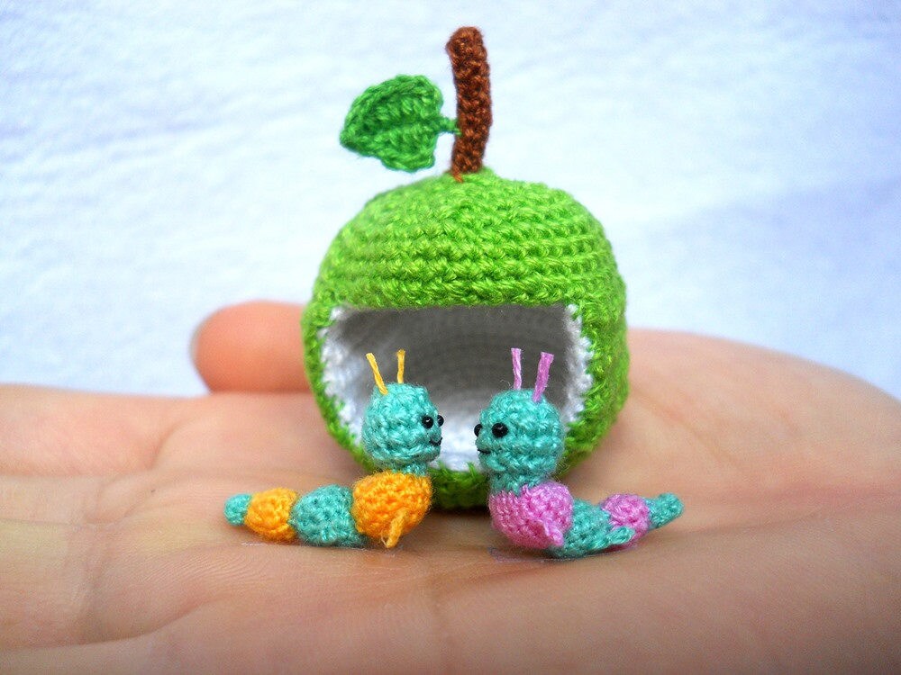 Miniature Worms and Apple, Micro Crochet Valentine Worm Couple - Made To Order