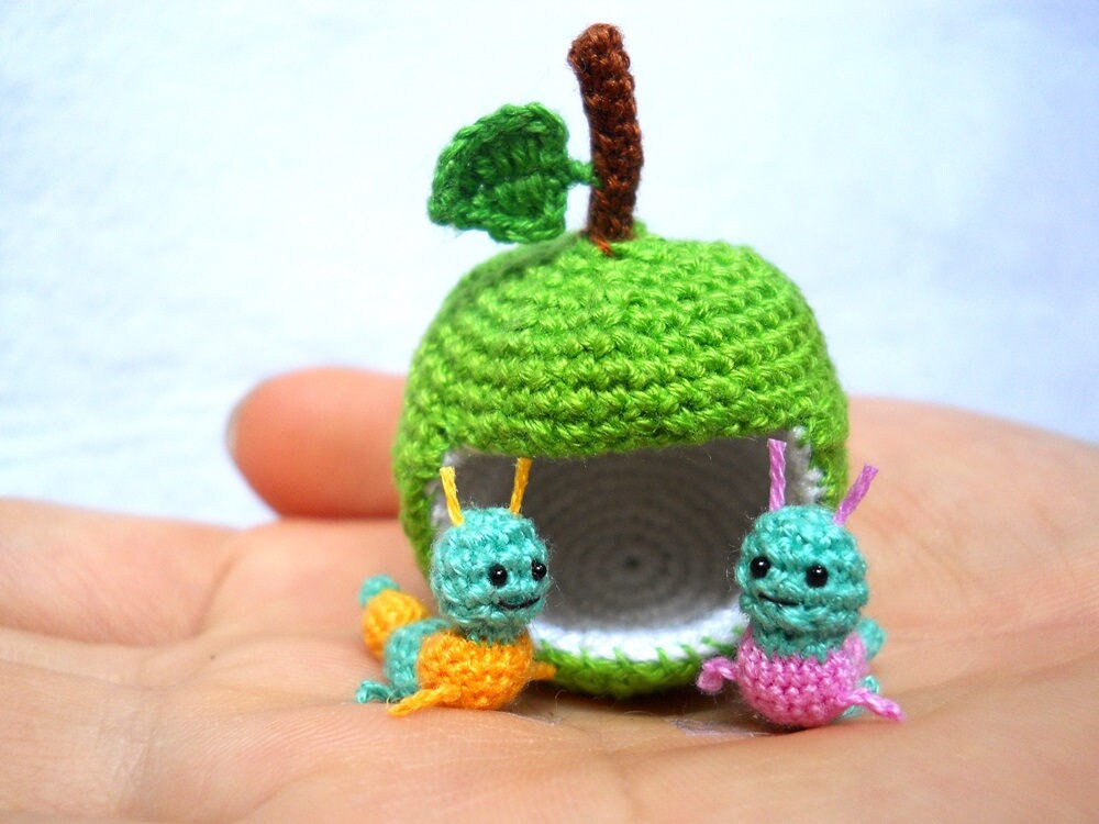 Miniature Worms and Apple, Micro Crochet Valentine Worm Couple - Made To Order