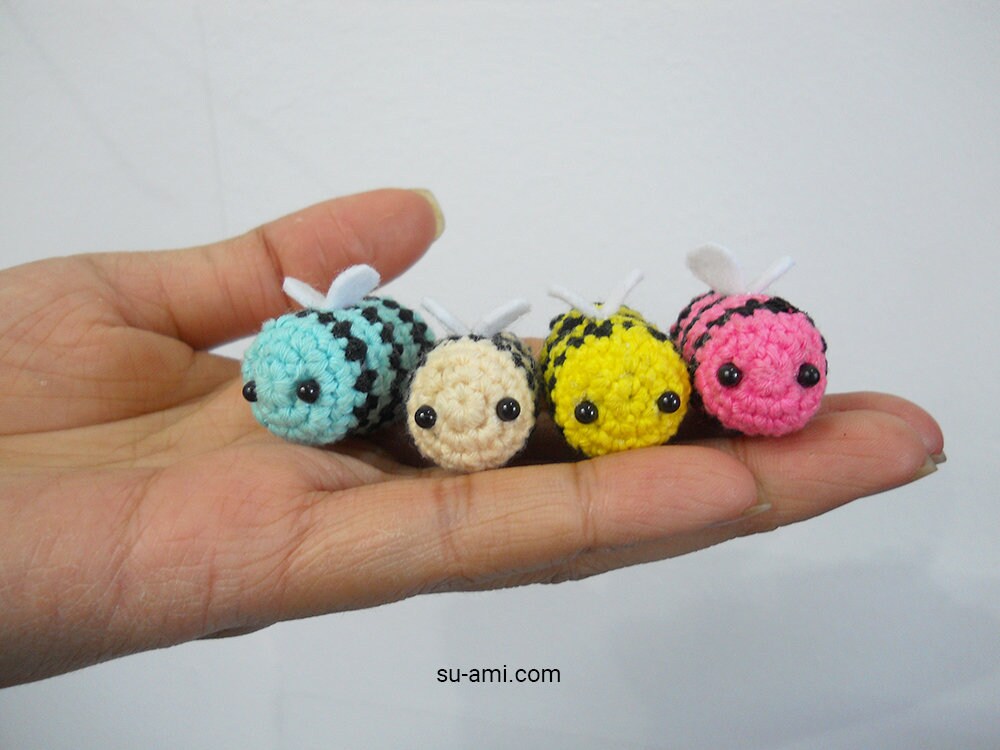 Crochet bee, Small Bee, Crocheted Bumble Bee, Decorative Bee, Tiny Bee Plush - Made to order.