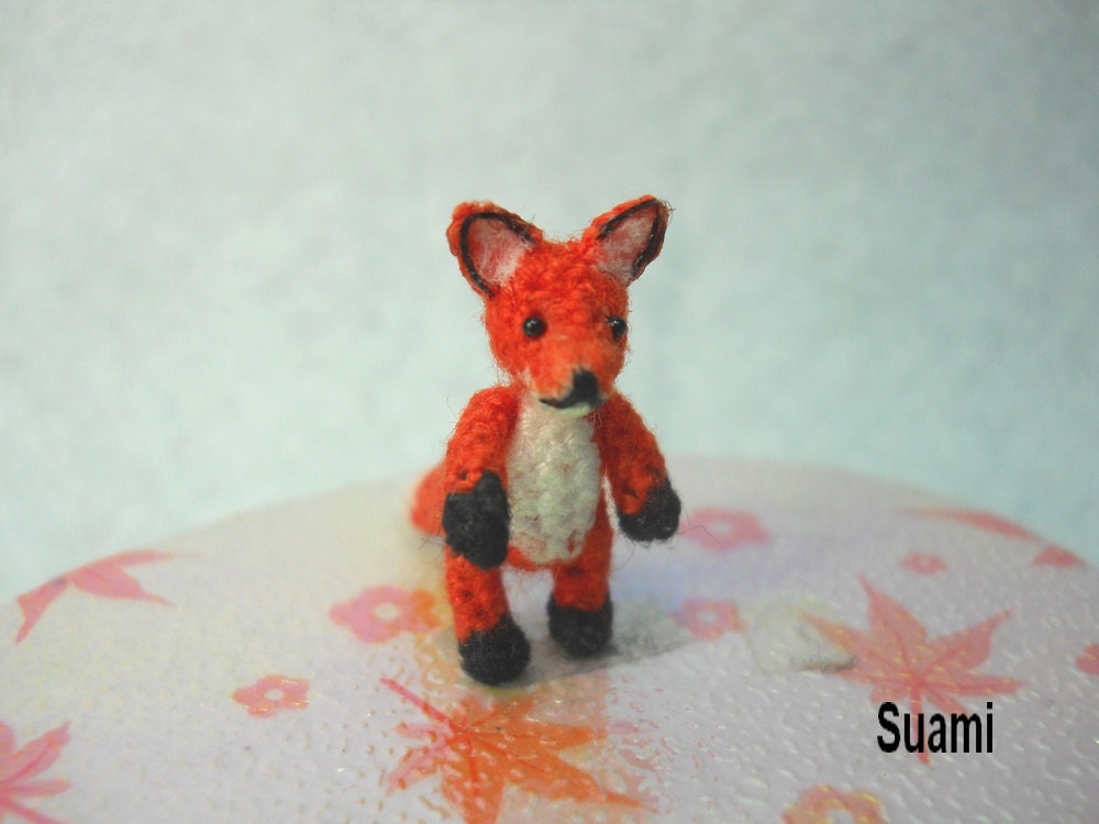 Mini Red Fox Amigurumi - Micro Dollhouse Miniature Crochet Tiny Foxes - Made To Order