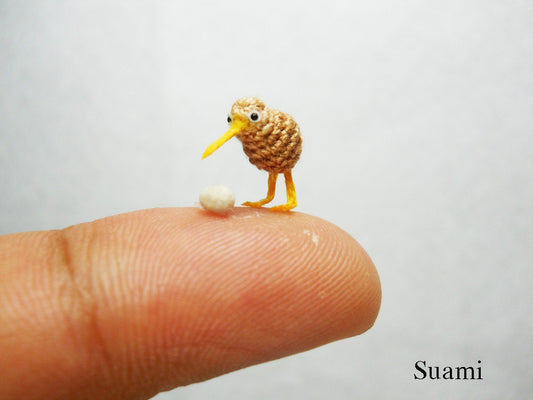 Miniature  Brown Kiwi With Egg -  Tiny Crochet Kiwi Birds  - Made To Order