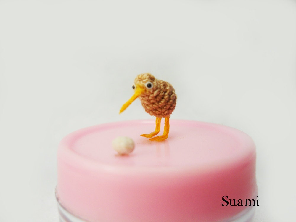 Miniature Brown Kiwi With Egg - Tiny Crochet Kiwi Birds - Made To Order