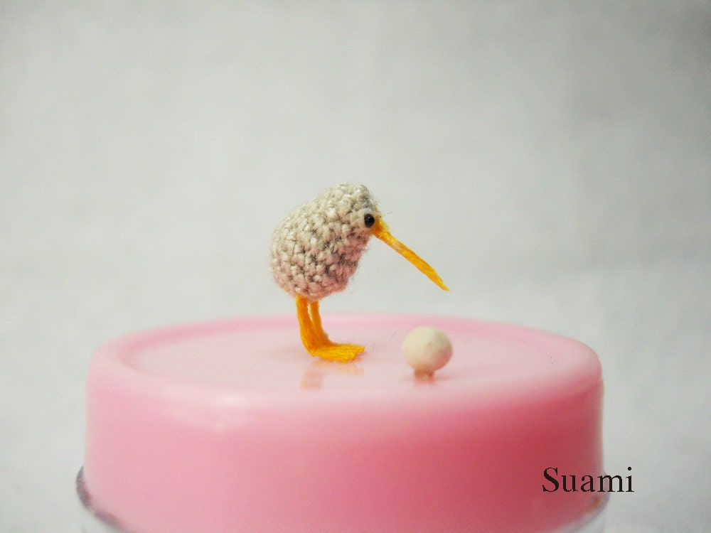 Micro Grey Kiwi With Egg - Tiny Crochet Miniature Kiwi Bird - Made To Order