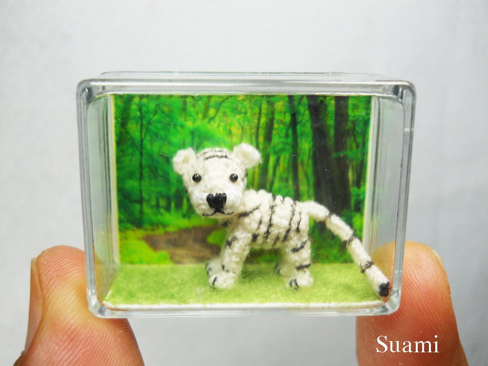 Micro Amigurumi White Tiger - Miniature Dollhouse Tiny Stuffed Animal - Made To Order