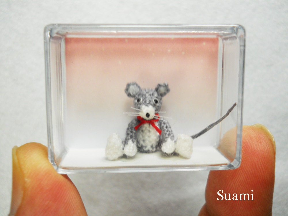 Tiny Crochet Mouse Rat - Micro Amigurumi Dollhouse Miniature Stuff Animal - Made To Order