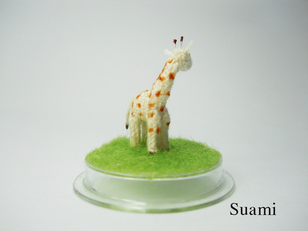 Micro Amigurumi Giraffe in Tiny Dome - 0.7 Inch Micro Miniature Crochet Giraffe Dollhouse Stuffed Animals - Made To Order