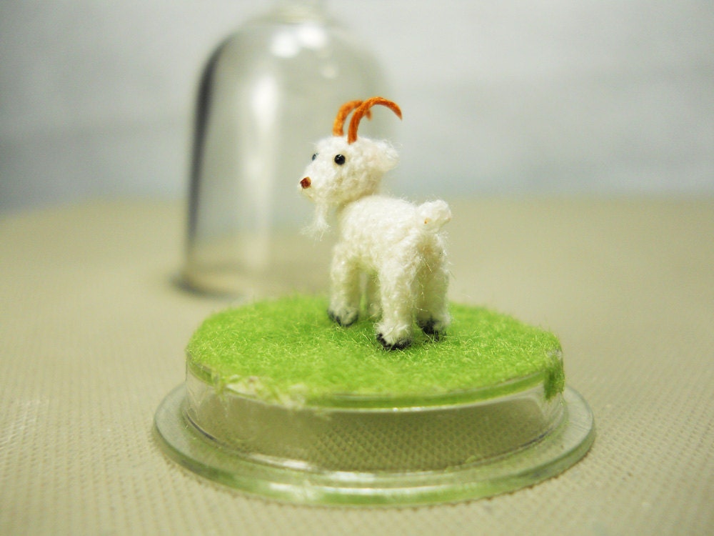 0.4 Inch Micro Goat In Tiny Dome - Tiny Amigurumi Miniature Crochet Stuff Animal - Made To Order