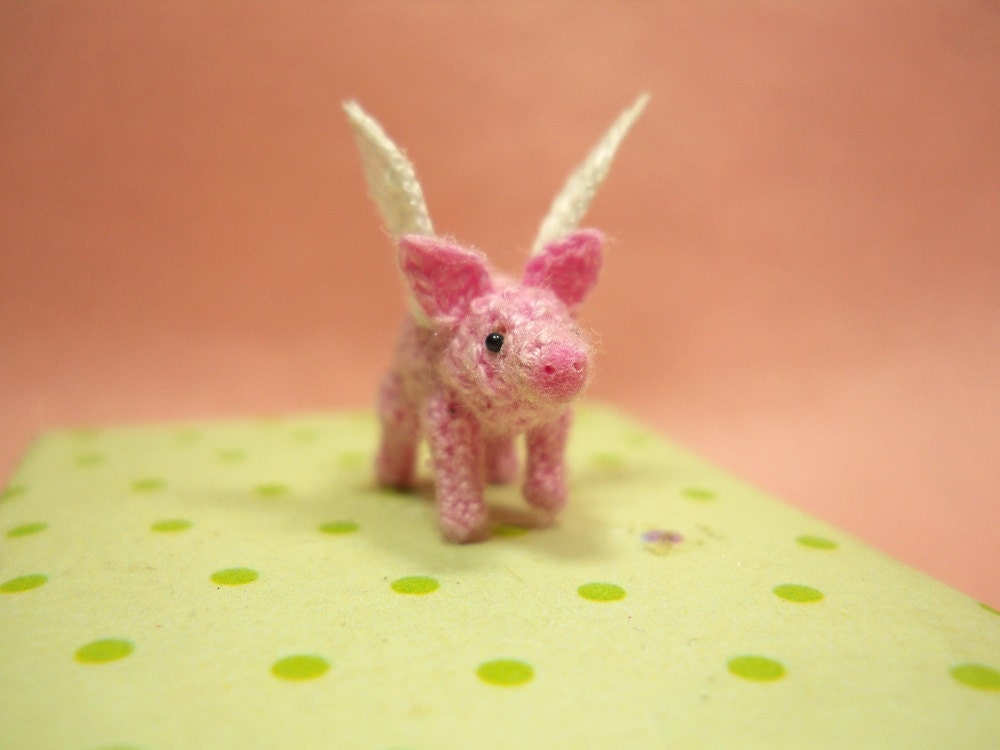 Miniature Plying Pig Amigururmi - Tiny Crocheted Winged Pig stuffed Animal - Made To Order