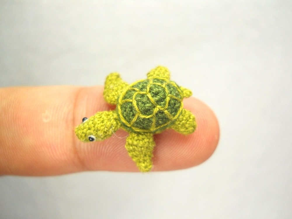 Miniature Green Sea Turtle - Amigurumi Crochet Miniature Tiny Stuffed Animal - Made To Order