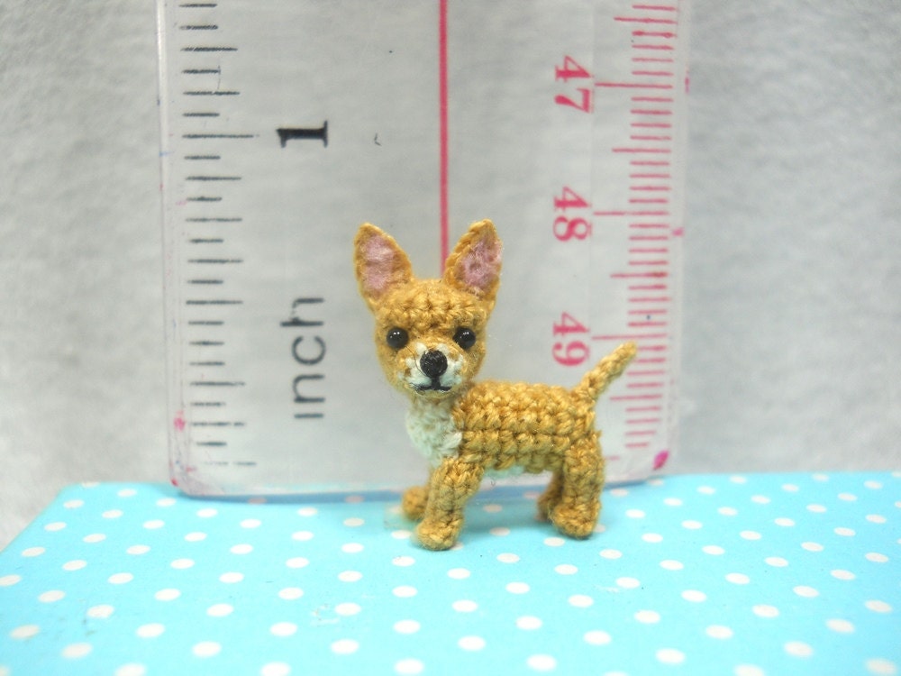 Fawn White Chihuahua Dog - Amigurumi Crochet Tiny Dog Stuff Animal - Made to Order