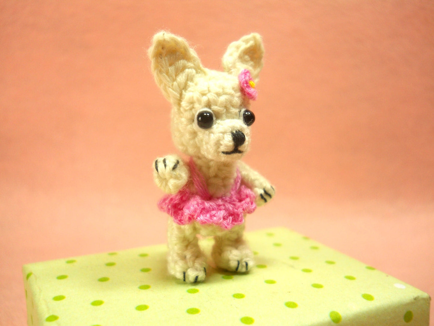 Mini Chihuahua Girl - Crochet Miniature Dog Stuffed Animals - Made To Order