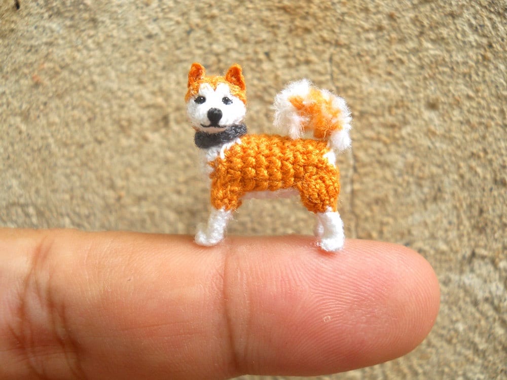 Miniature Akita - Tiny Crochet Mini Amigurumi Dog Stuff Animal - Made To Order