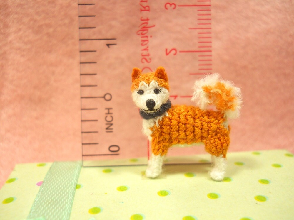 Miniature Akita - Tiny Crochet Mini Amigurumi Dog Stuff Animal - Made To Order