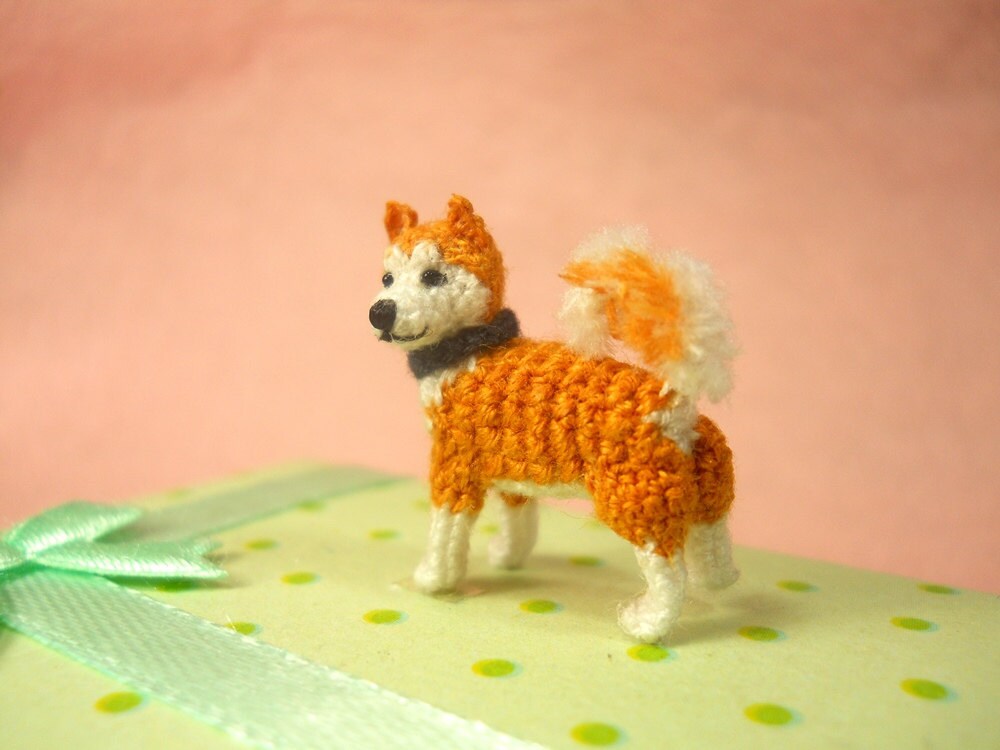 Miniature Akita - Tiny Crochet Mini Amigurumi Dog Stuff Animal - Made To Order