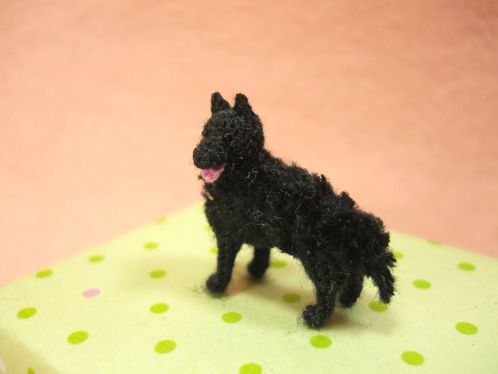 Miniature Schipperke - Tiny Crochet Mini Amigurumi Dog Stuff Animal - Made To Order
