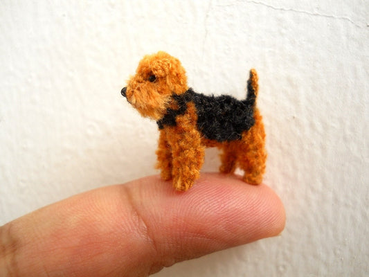 Welsh Terrier - Tiny Crochet Miniature Dog Stuffed Animals - Made To Order