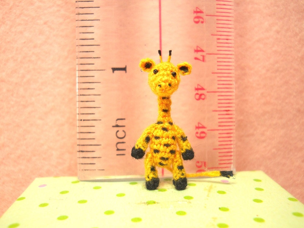 Tiny Walking Giraffe - Micro Dollhouse Miniature Crochet Animals - Mini Amigurumi Giraffe Plush Toy - Made to Order