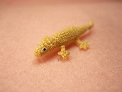 Miniature Lizard - Tiny Crochet Mini Gekko Amigurumi Tiny Animals - Made To Order