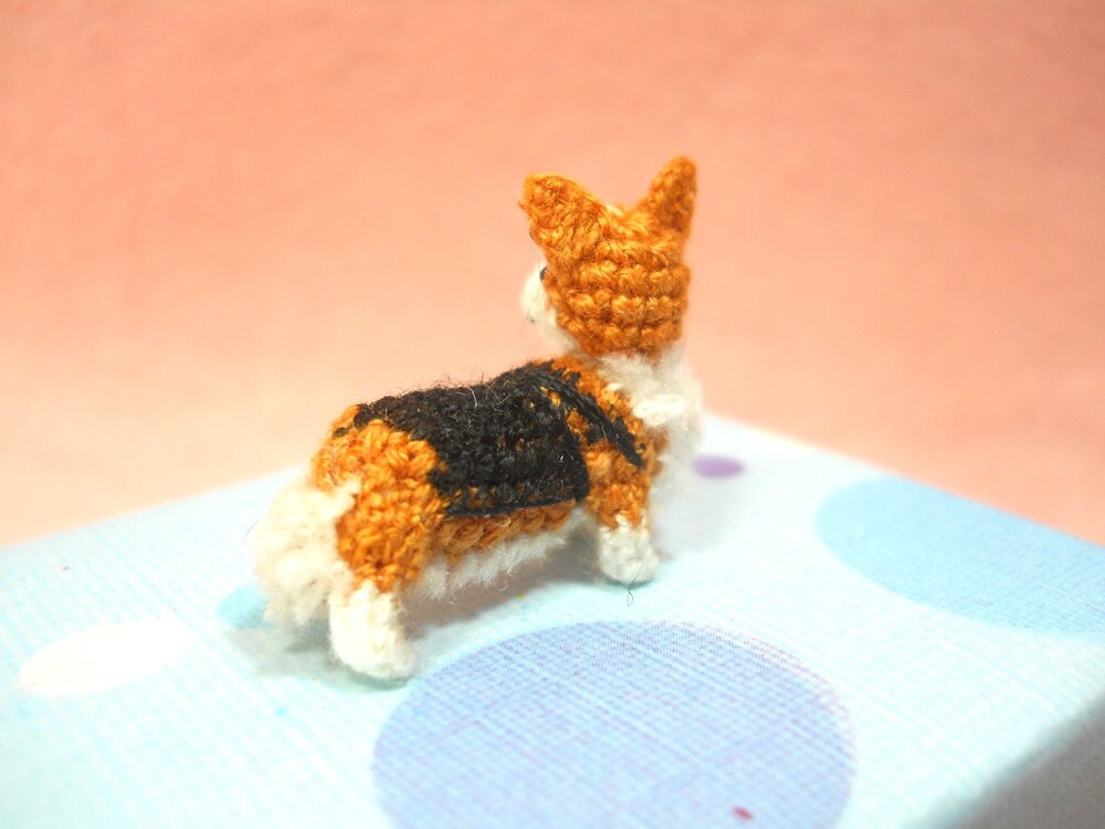 Mini Pembroke Welsh Corgi - Amigurumi Crochet Tiny Dog Stuff Animal - Made to Order